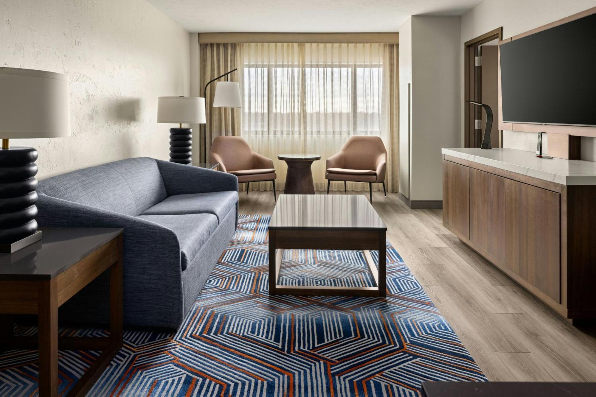 Oshkosh Marriott Waterfront Hotel & Convention Center Екстериор снимка